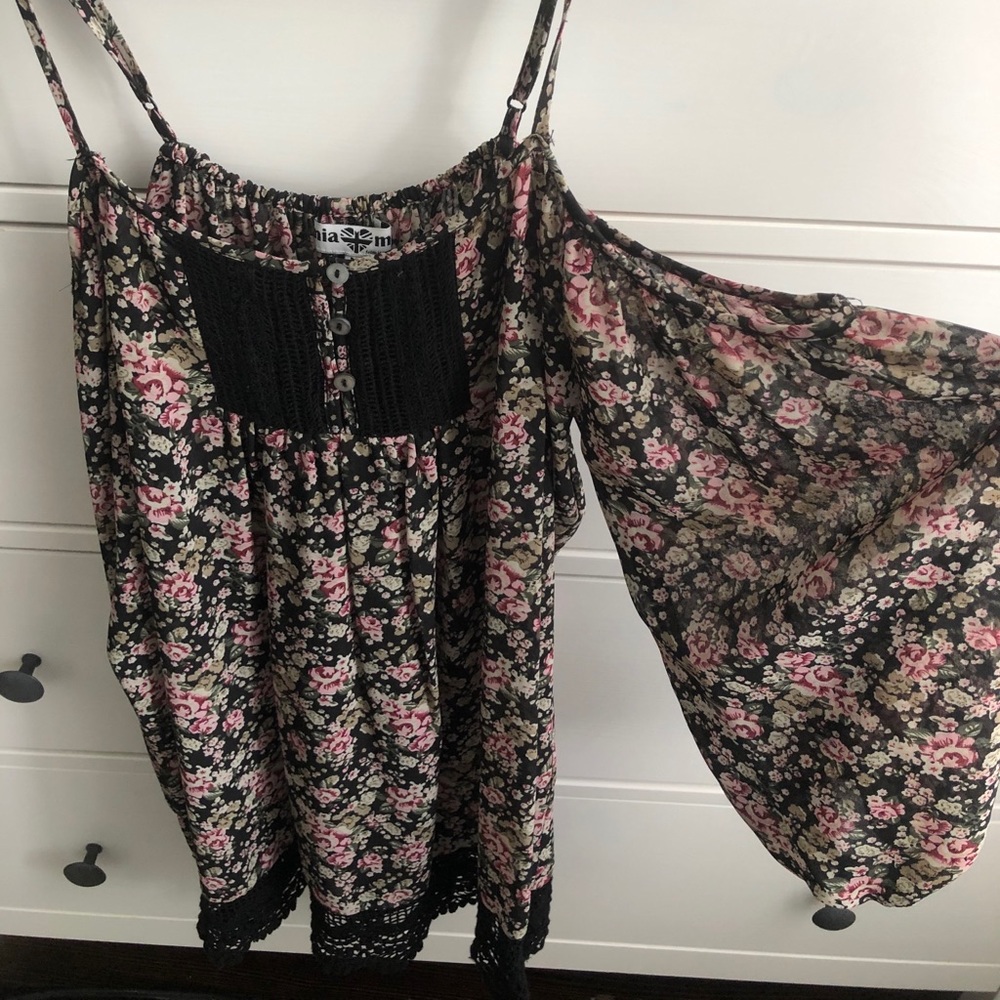 Boho floral blouse